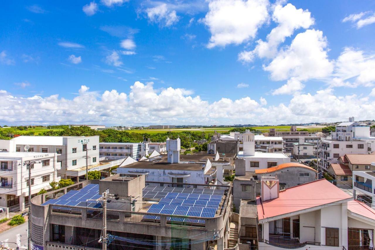 Mr Kinjo In Maehara Apartment Okinawa Exterior photo