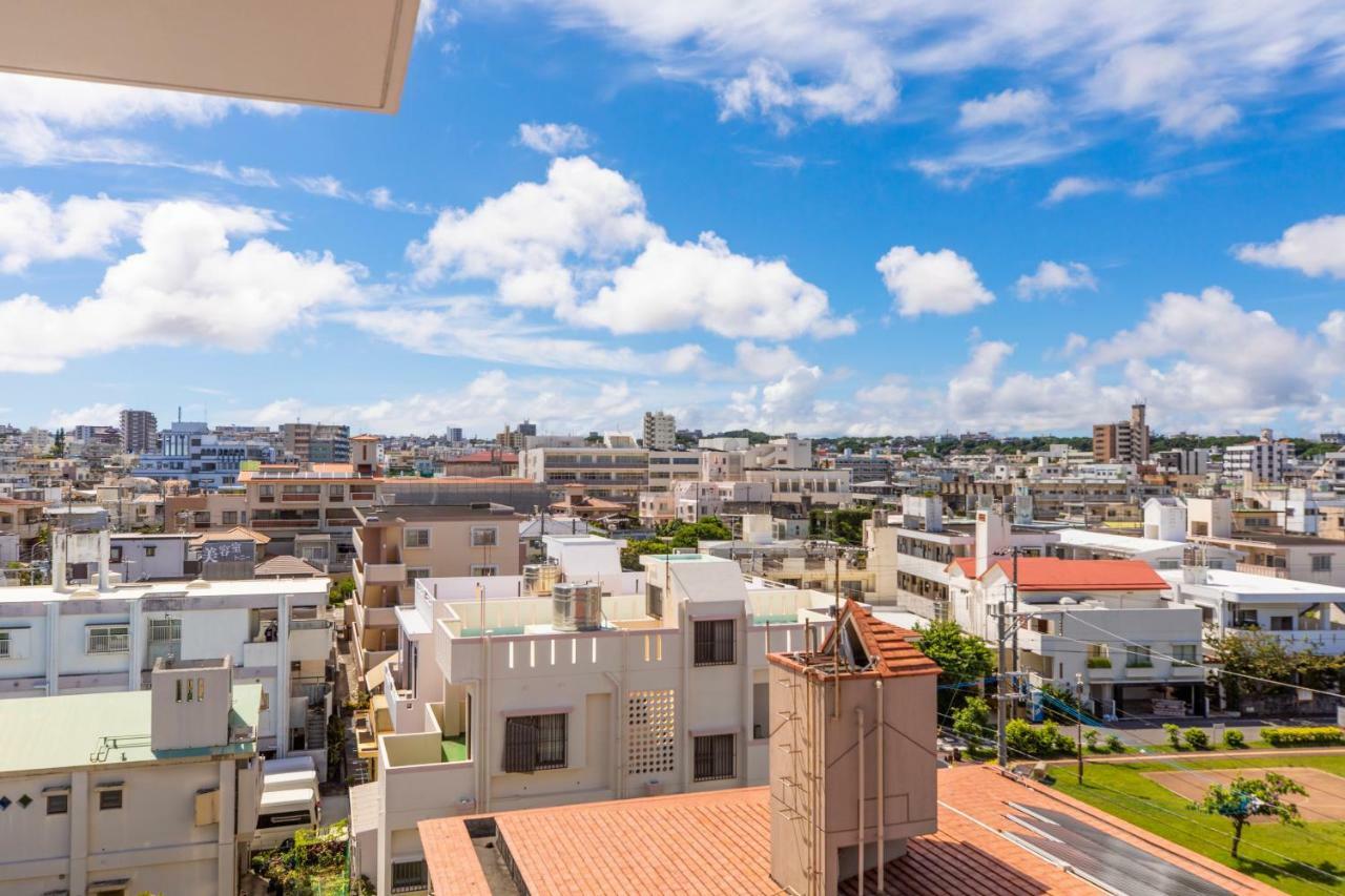 Mr Kinjo In Maehara Apartment Okinawa Exterior photo